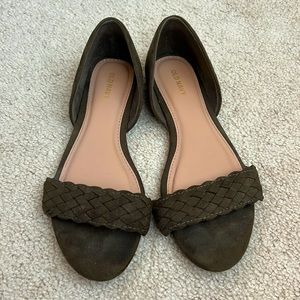 ⭐️OLDNAVY⭐️ Olive Green Braided Open Toe Flats | Size 7